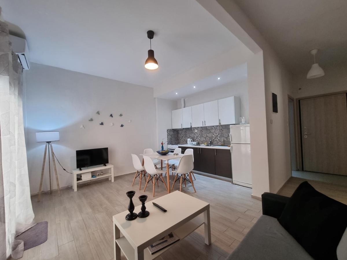Cosy And Modern Appartment In Olympiada Exterior foto